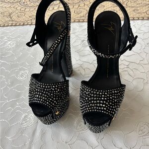 Elegant Black Studded Women's Sandals